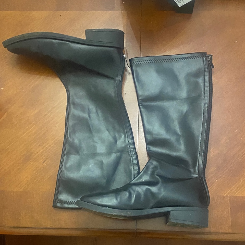 Black Leather Women's Boots | worn once!